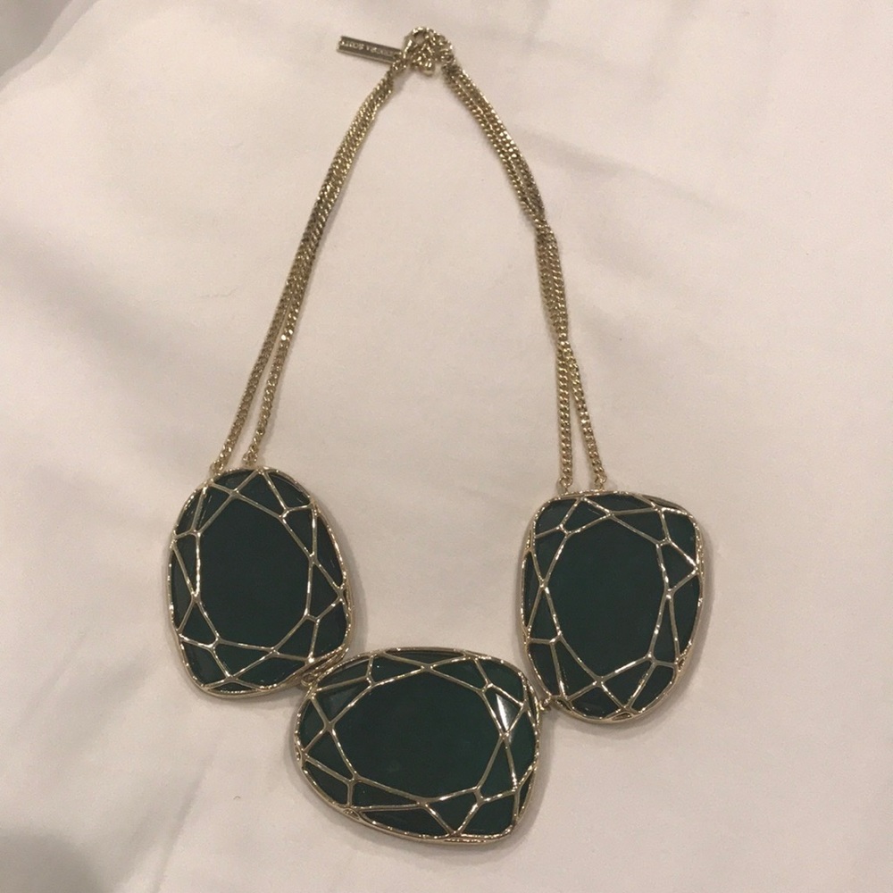 Kendra scott necklace